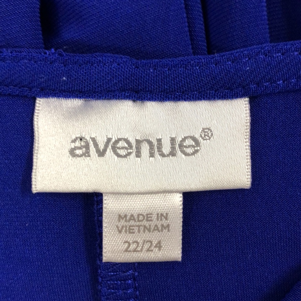 Avenue Royal Blue Dress - Picture 6 of 9
